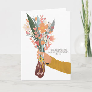 Tarjeta Mano sosteniendo ramo floral San Valentín 2 fotos