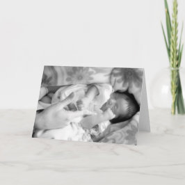 Tarjeta Mantenemos sus manos por un momento...