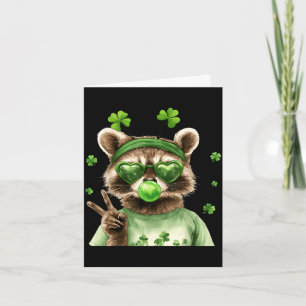 Tarjeta Mapache divertido día de San Patricio suerte irlan