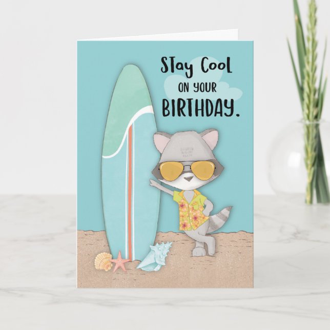 Tarjeta Mapache Divertido Genial de Cumpleaños en la Playa (Anverso)