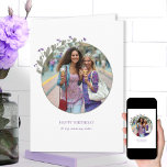 Tarjeta Marco fotográfico de flores de vientre moradas Fel<br><div class="desc">Agrega tu foto a esta tarjeta de cumpleaños de flor silvestre de bonito - o usa la plantilla para editarla en cualquier otra ocasión. Este elegante y delicado diseño tiene un marco fotográfico floral con flores silvestres violetas y vegetación. La plantilla de la foto está configurada para mostrar la foto...</div>