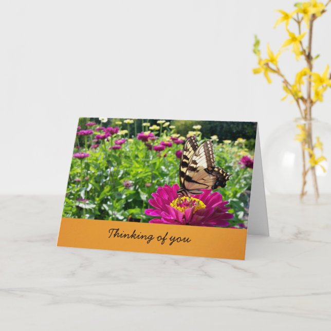 Tarjeta Mariposa- Pensar en ti (en blanco dentro) (flor amarilla)