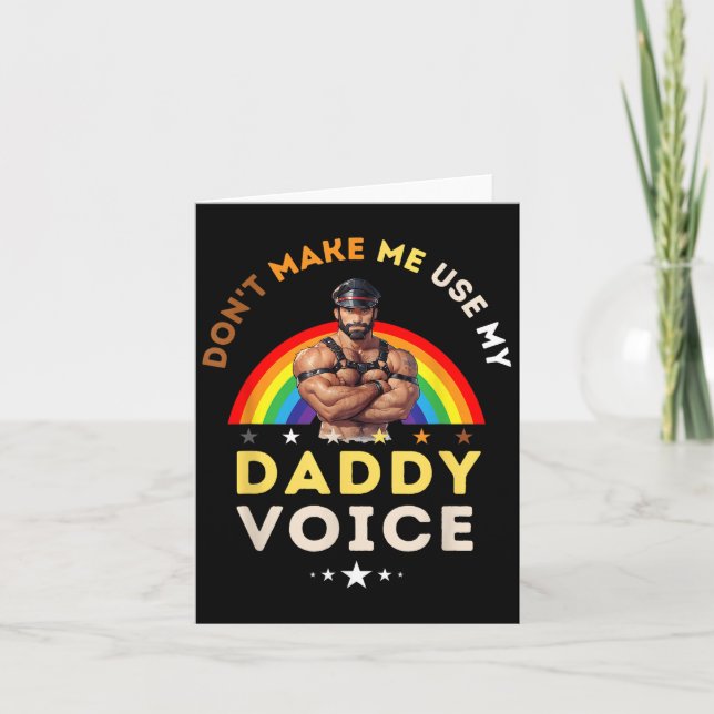 Tarjeta Mens Don't Make Me Use My Daddy Voice Funny Gay Be (Anverso)