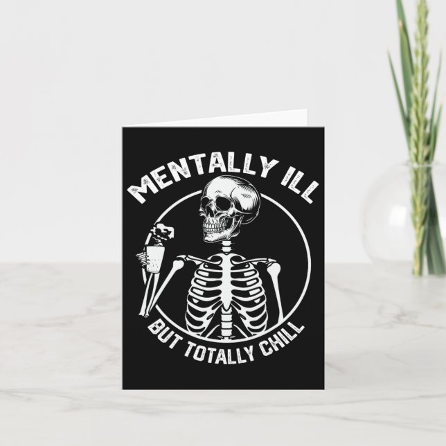 Tarjeta Mentalmente Enfermo Pero Totalmente Chill Hallowee (Anverso)