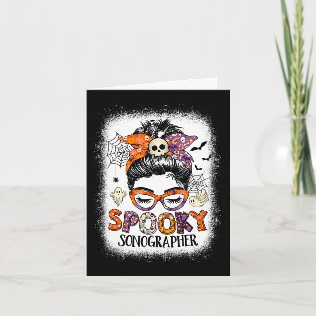 Tarjeta Messy Bun Spooky Sonographer Funny Halloween Costu (Anverso)