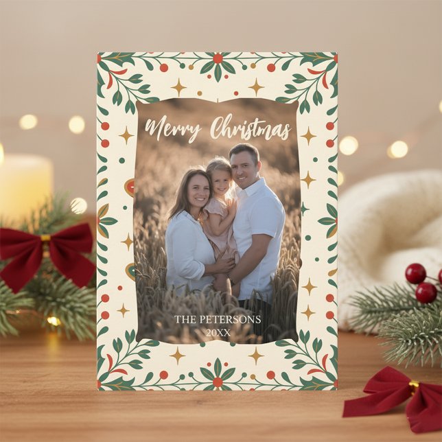 Tarjeta Mid-Century Modern Holly Photo Family Holiday (Subido por el creador)