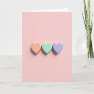 Tarjeta Minimalista de Tres Corazones Pastel