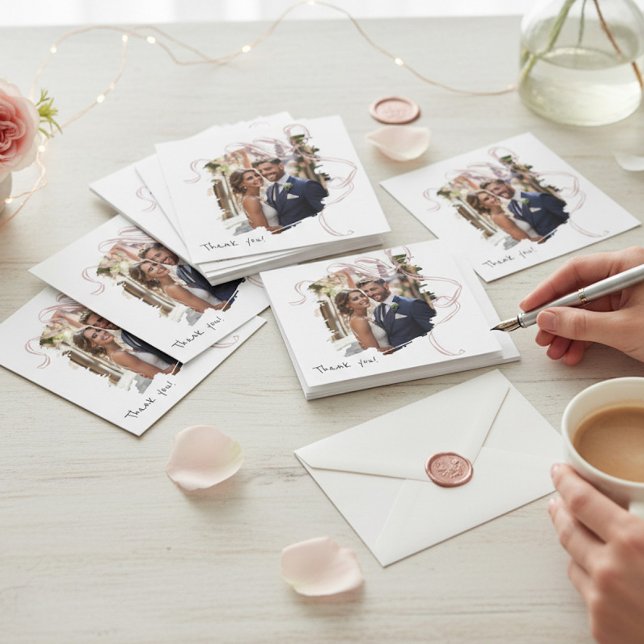 Tarjeta moderna de agradecimiento de boda con flor (Subido por el creador)