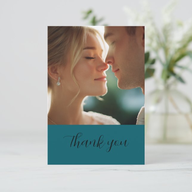 Tarjeta moderna de agradecimiento de boda con foto (Anverso de pie)