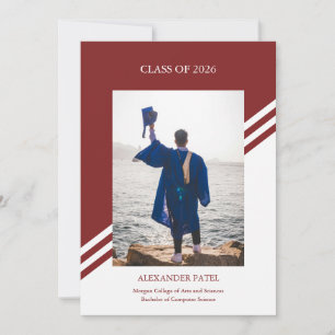Tarjeta moderna de anuncio de graduación para niño
