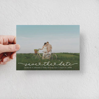Tarjeta moderna de guardar la fecha con letra boho