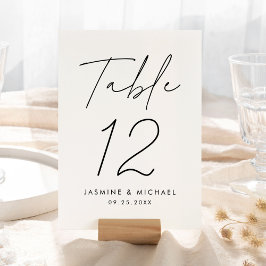 Tarjeta moderna de número de mesa de boda con letr