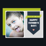 Tarjeta Moderno Día del Padre con Chevron gris<br><div class="desc">Foto de personalizable Tarjeta del Día del Padre con tipografía moderna y patrón de chevron gris y blanco. Personalice agregando su foto y otros detalles. Esta foto del Día del Padre está disponible en otro material.</div>