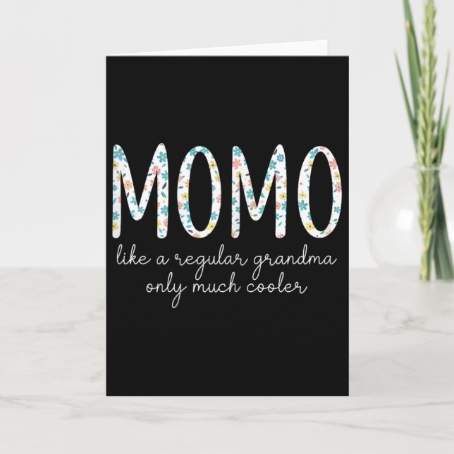 Tarjeta Momo como una abuela normal solo que mucho más gen (Anverso)