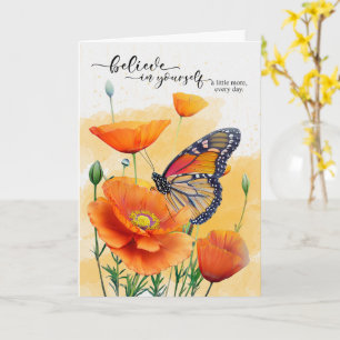 Tarjeta Monarca de aliento sobre amapolas