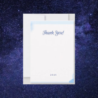 tarjeta monográfica de color azul minimalista