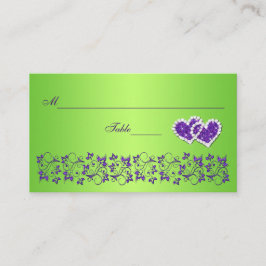 Tarjeta morada, floral verde y cardíaca unida