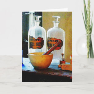 Tarjeta Mortero y Pestle con botellas