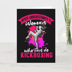 Tarjeta Mujer de kickboxing Entrenamiento de kickboxing