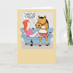 Tarjeta Mujer divertida y caballo bebiendo vino cumpleaños