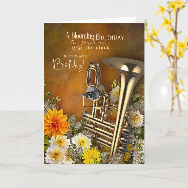 Tarjeta Music Theme Belated Birthday Card Brass Instrument (flor amarilla)