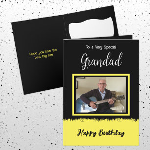 Tarjeta Muy especial Grano feliz cumpleaños amarillo negro