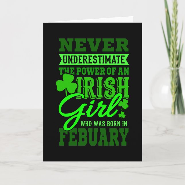 Tarjeta NACIDA EN FEBRERO Cumpleaños Chica Irlandesa Mujer (Anverso)