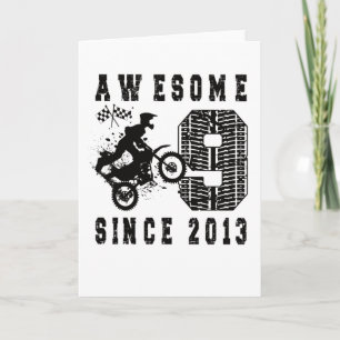 Tarjeta Nacido en 2013 9.º regalo de cumpleaños, niño en b