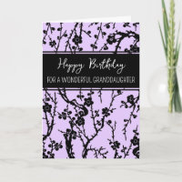 Nacimiento de la nieta de las flores moradas