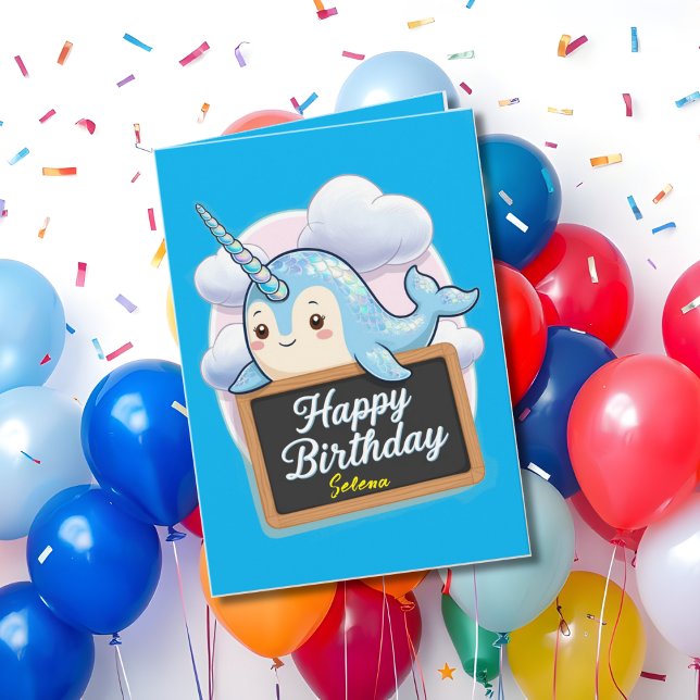 Tarjeta Narwhal sostiene pizarra de feliz cumpleaños (Subido por el creador)