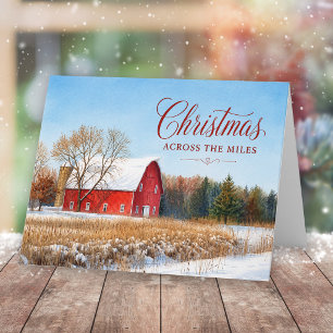 Tarjeta Navidad a través de las millas granero rústico roj