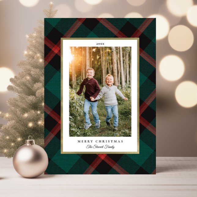 Tarjeta Navidades de fotografía plegados, rojos y verdes (Folded Red and Green Plaid Christmas Photo Card)
