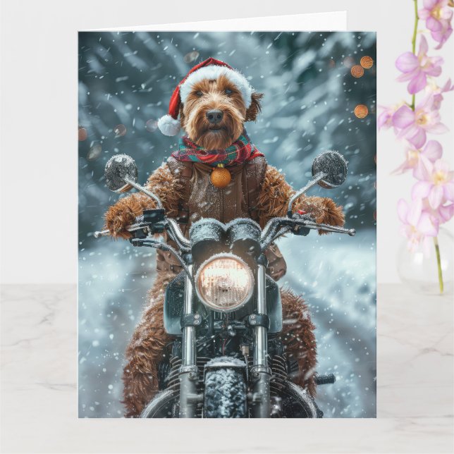 Tarjeta Navidades en motocicleta de Airedale Dog Riding (Orquídea)