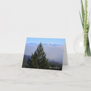 Tarjeta Niebla madrugada con el monte Shasta.....