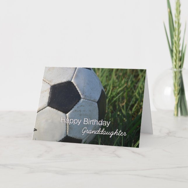 Tarjeta Nieta del fútbol del feliz cumpleaños (Anverso)