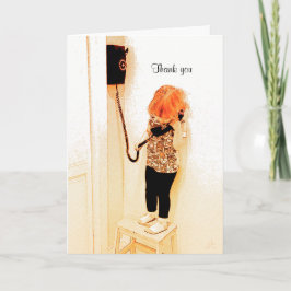 Tarjeta Niña que habla en un teléfono negro viejo