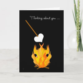 Tarjeta Niño en el campo que piensa en usted con la