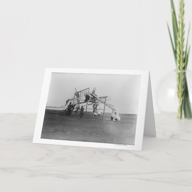 Tarjeta Niños que gozan del patio Swingset (Anverso)