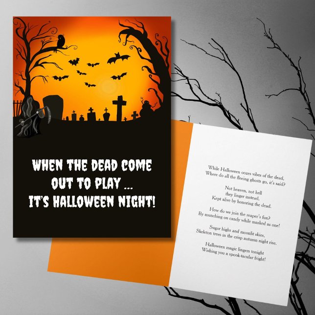 Tarjeta Noche de Halloween en la tumba de Grim Reaper (Subido por el creador)
