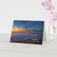 Noche de San Juan en la playa con estrella de mar