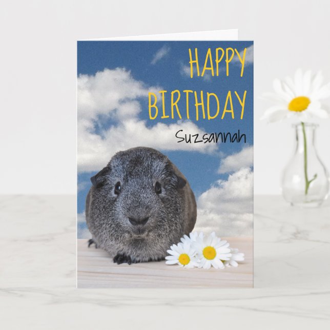 Tarjeta Nombre personalizado Feliz Cumpleaños Conejillo de (Planta pequeña)