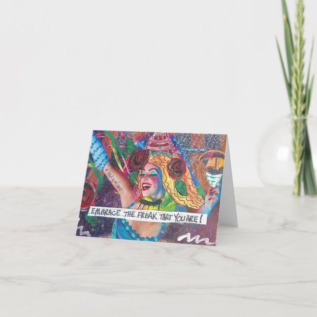 TARJETA NOTECARD-ABRAZA EL FREAK QUE ERES. (Anverso)