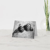 Notecard blanco y negro del sujetador