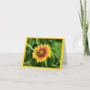 Tarjeta Notecard floral con la abeja en Guillardia