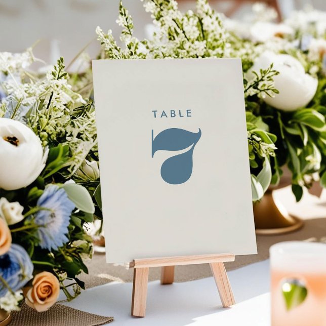 Tarjeta numérica simple negrita azul de tipografía (Simple Bold Blue Typography Wedding Table Number Card)
