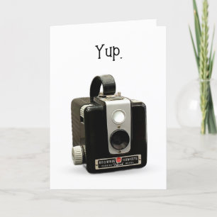 Tarjeta Obteniendo cámara retro de cumpleaños con humor an