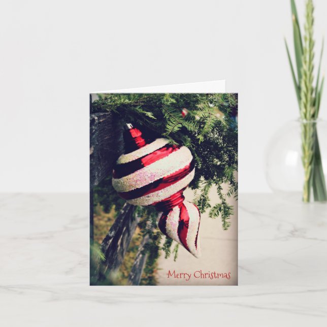 Tarjeta Ornamento navideño rústico y vegetación en cerca (Anverso)