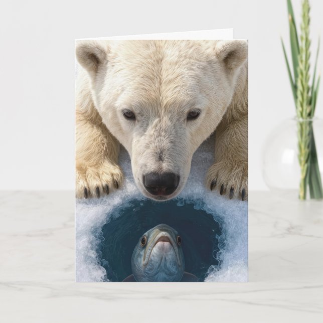 Tarjeta Oso polar de cumpleaños mirando a un pez (Anverso)