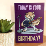 Tarjeta Owlways On My Mind Birthday Funny Owal Personaliza<br><div class="desc">Una tarjeta de cumpleaños divertida con un personalizado de búho estrella de rock. Utilice "Personalice esta plantilla" para cambiar el texto "Hoy es su CUMPLEAÑOS!" y/o el mensaje "Pero sus costumbres en mi mente" dentro, si lo desea. Un búho de canto icónico con una guitarra y un micrófono, usando un...</div>