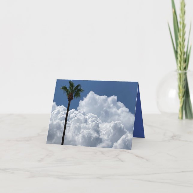 Tarjeta Palmera Solitaria en Nubes (Anverso)
